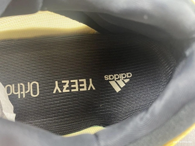 700 HP5425 Yeezy V3 Adidas Safflower Mono 0715